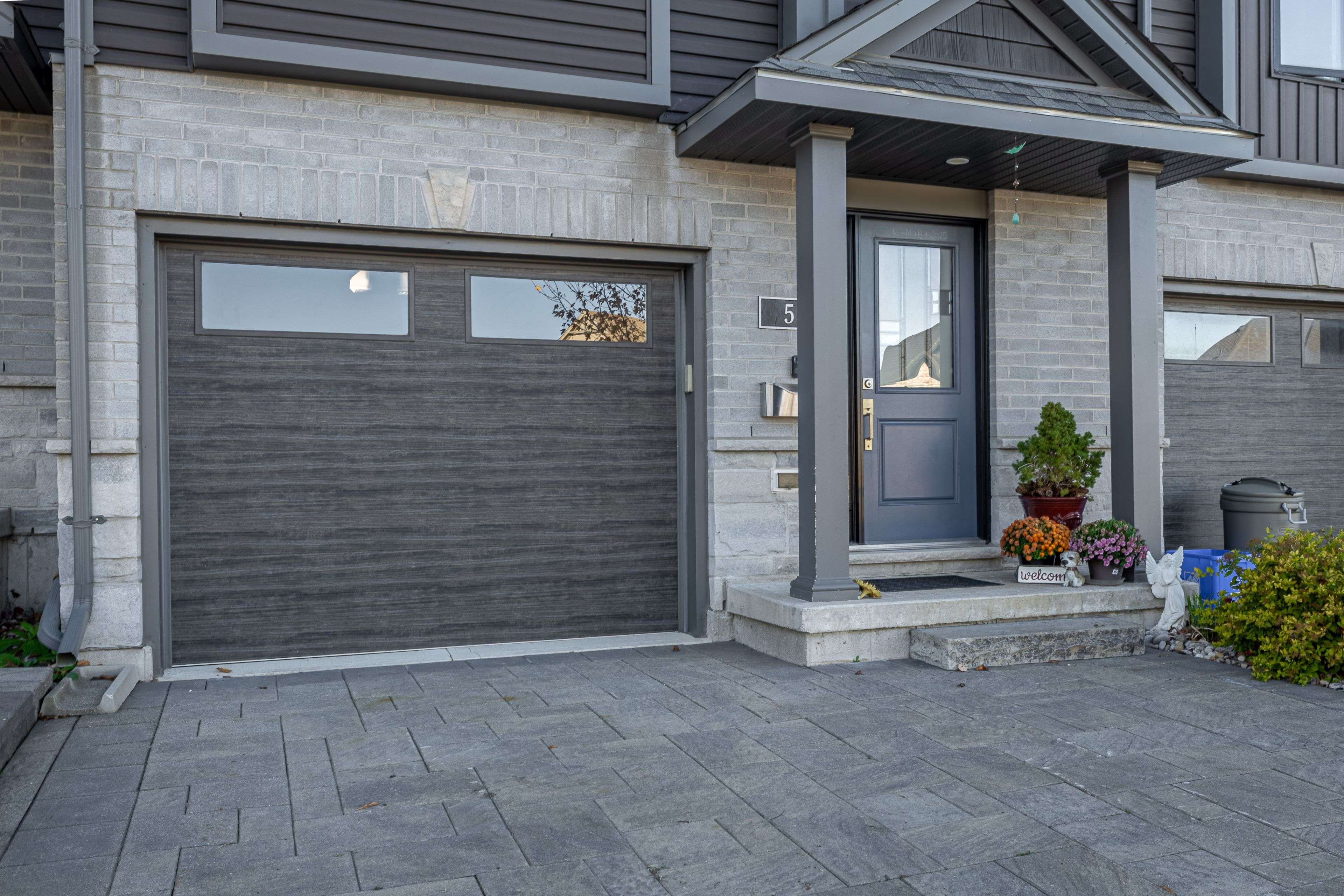 London South, ON N6M 0H4,1110 Meadowlark RDG #5