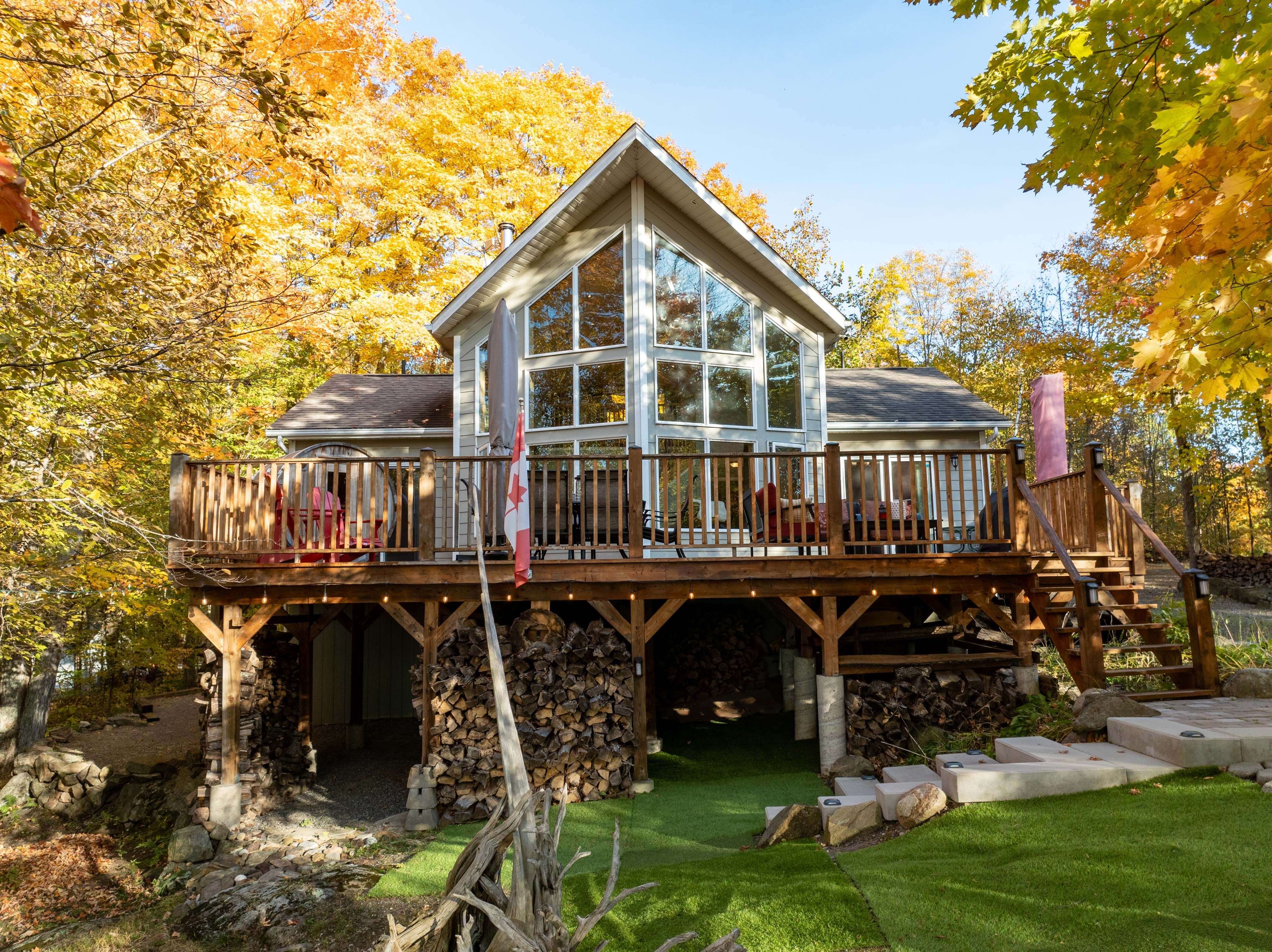 Frontenac, ON K0H 2B0,224 Island DR