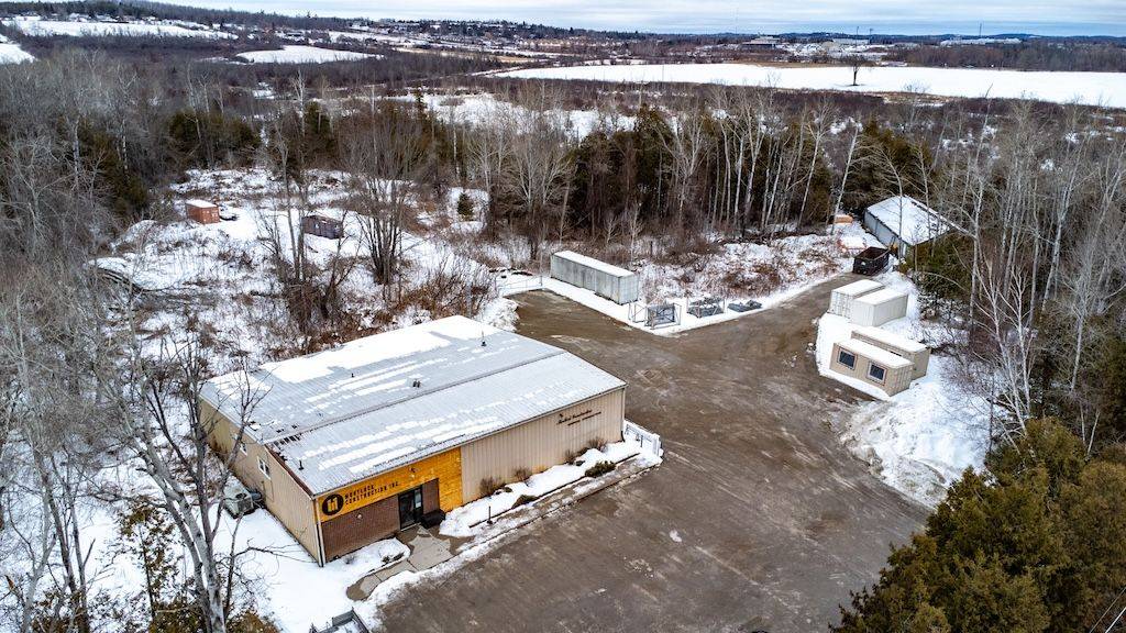 Cavan Monaghan, ON K9J 6Z9,1970 Brown Line