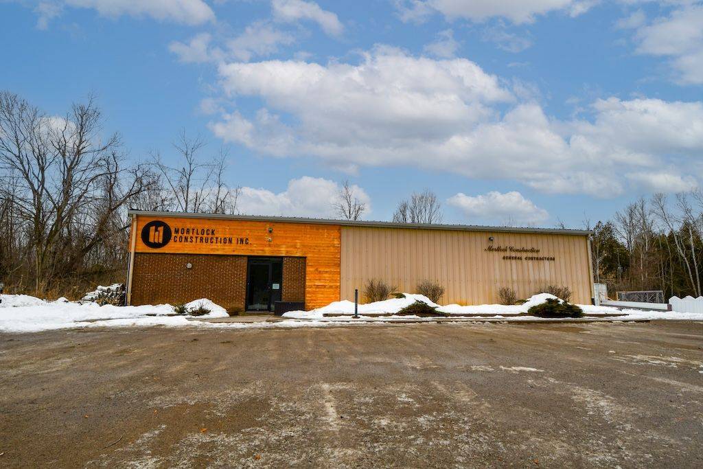 Cavan Monaghan, ON K9J 6Z9,1970 Brown Line