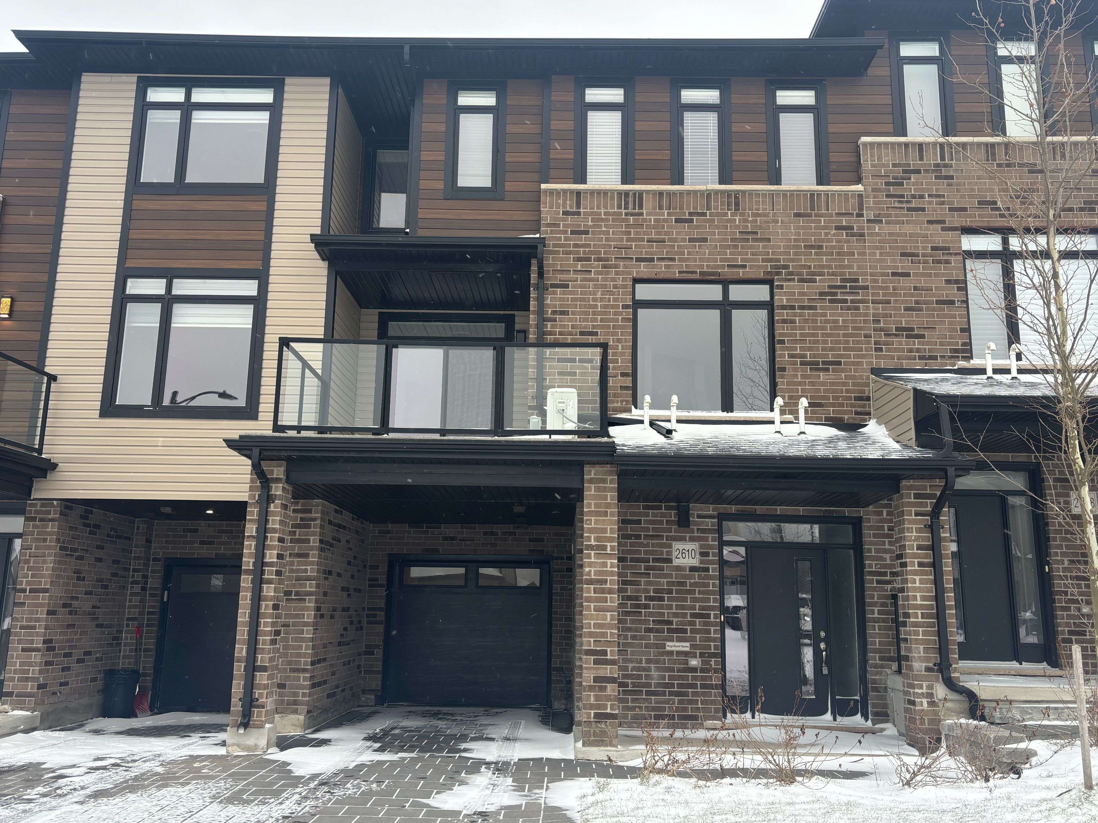 London South, ON N6M 0J4,2610 Sheffield BLVD