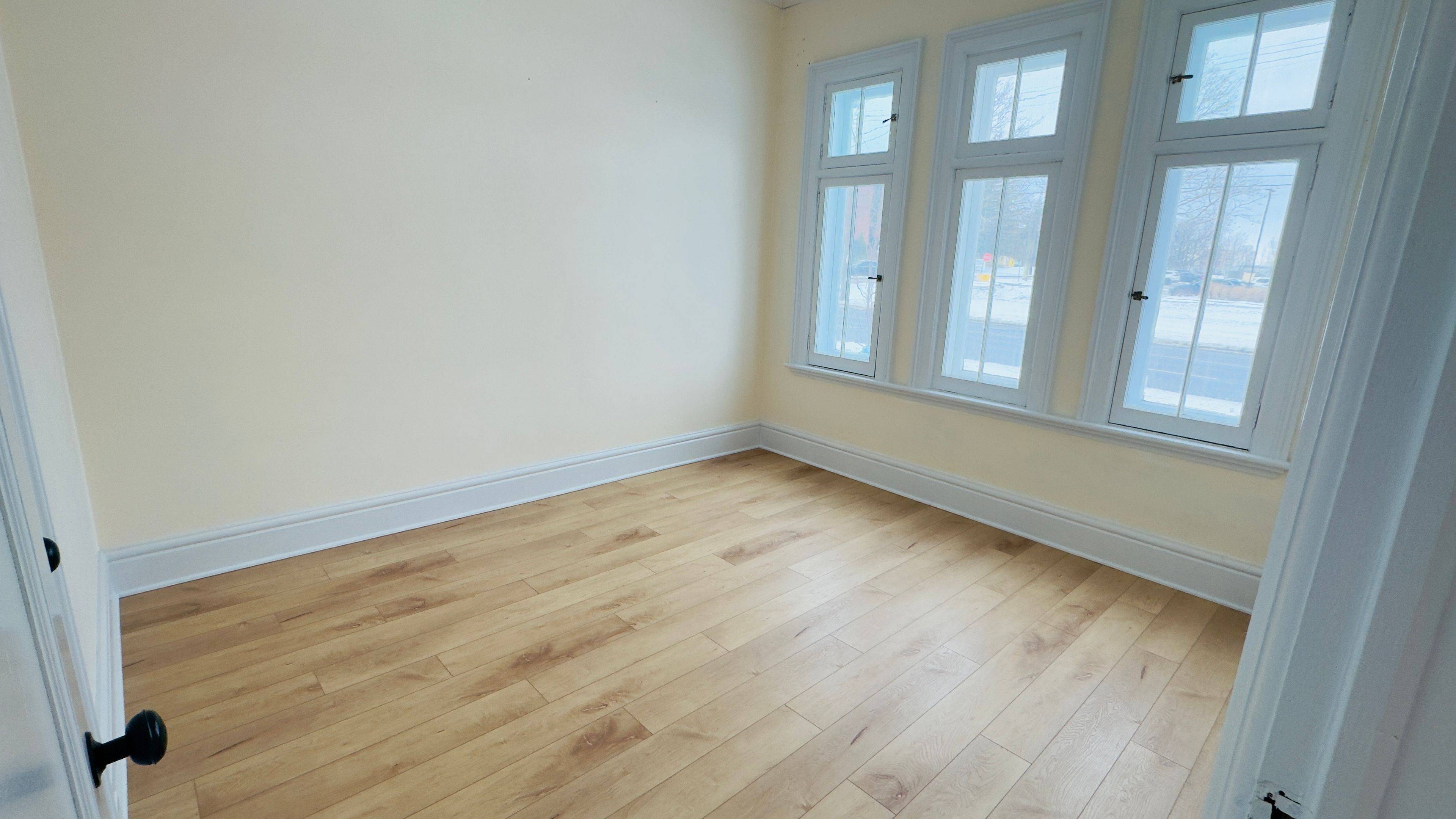 London East, ON N5W 3B3,1287 Dundas ST