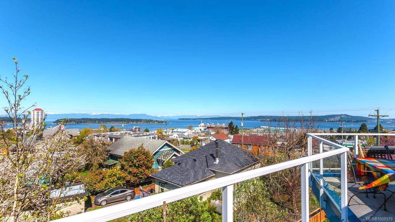 Nanaimo, BC V9R 2P1,650 Prideaux St #402