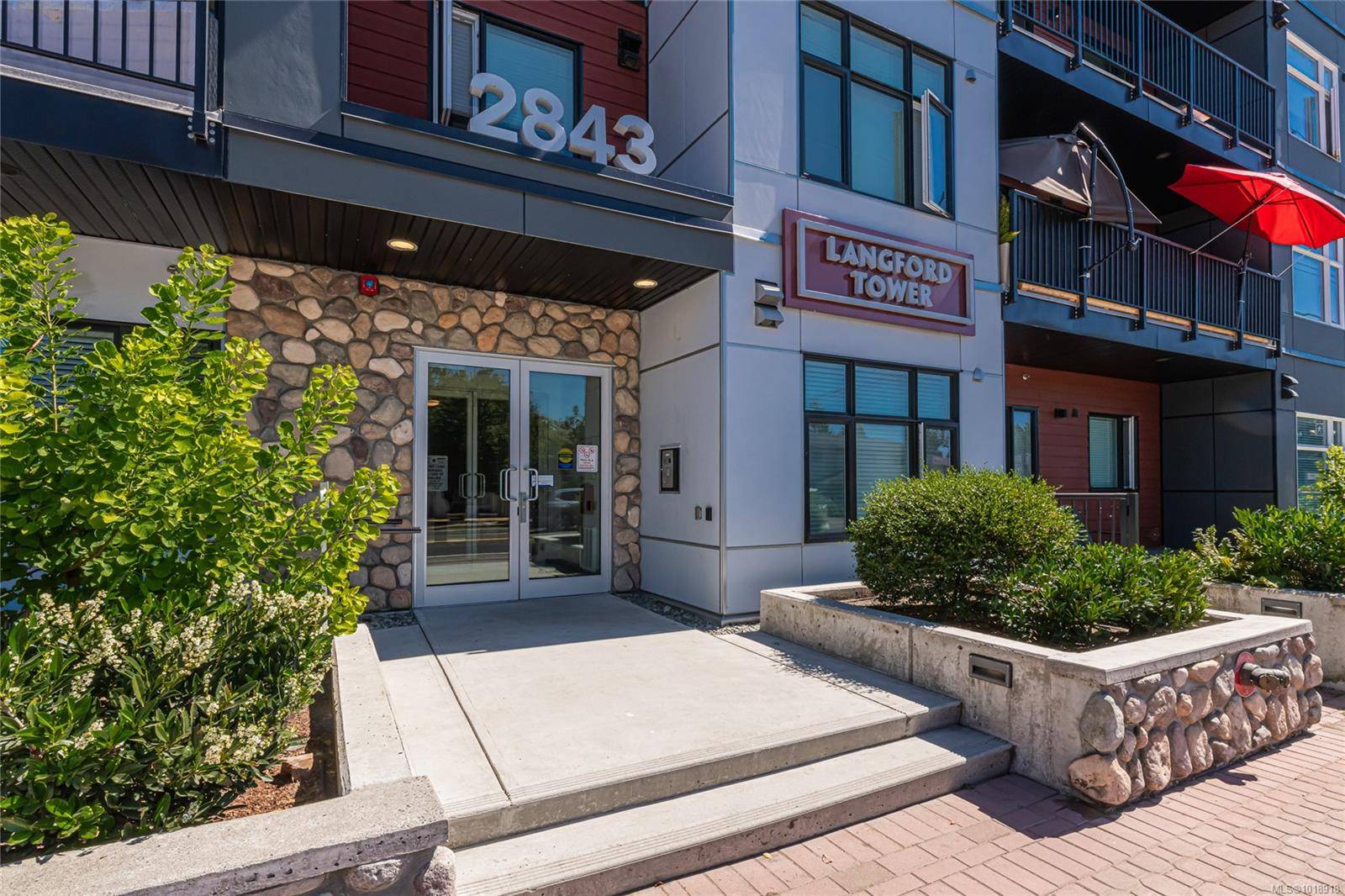 Langford, BC V9B 4P4,2843 Jacklin Rd #202