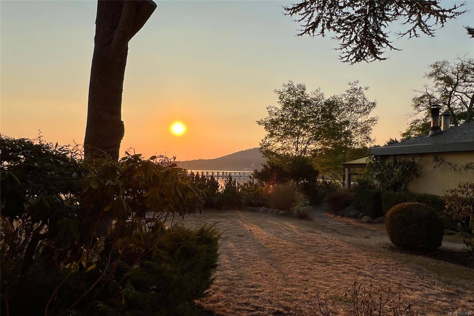 Galiano Island, BC V0N 0E9,134 Madrona Dr #5 D1