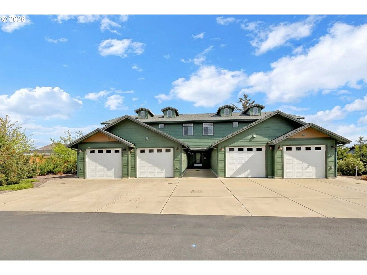 Florence, OR 97439,1726 32ND ST