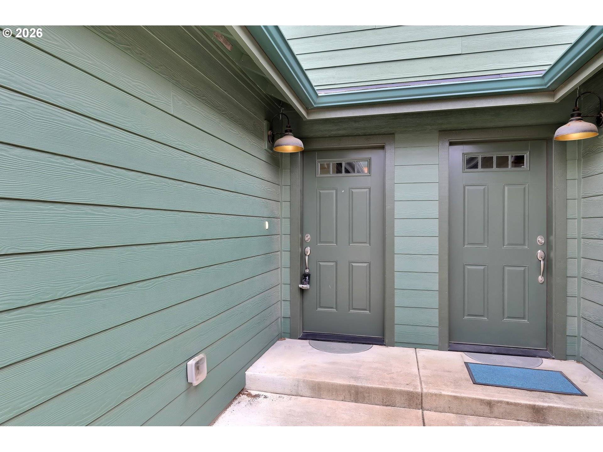 Florence, OR 97439,1726 32ND ST