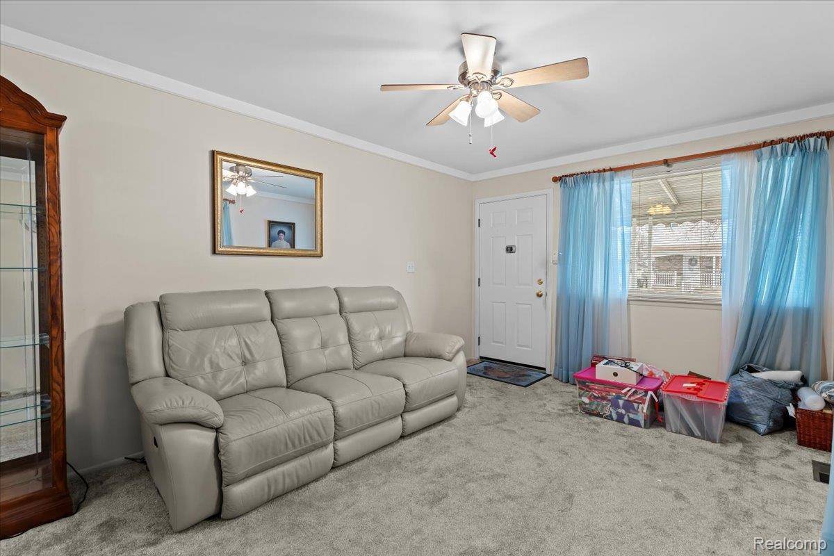 Lincoln Park, MI 48146,2091 Morris AVE