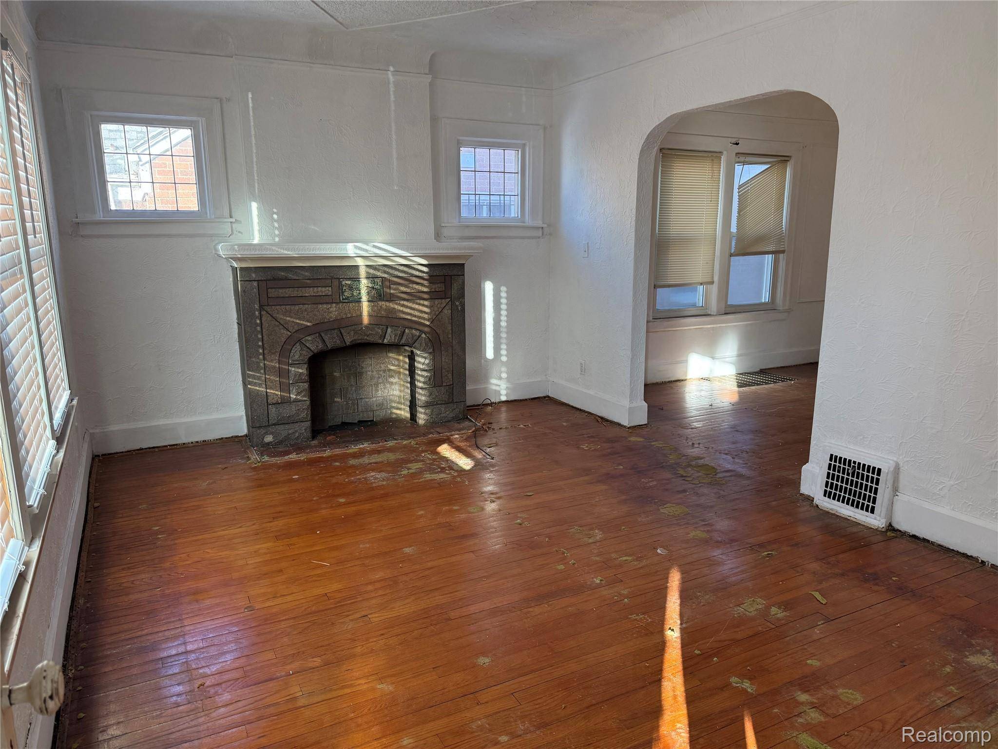 Detroit, MI 48227,14884 Hartwell ST