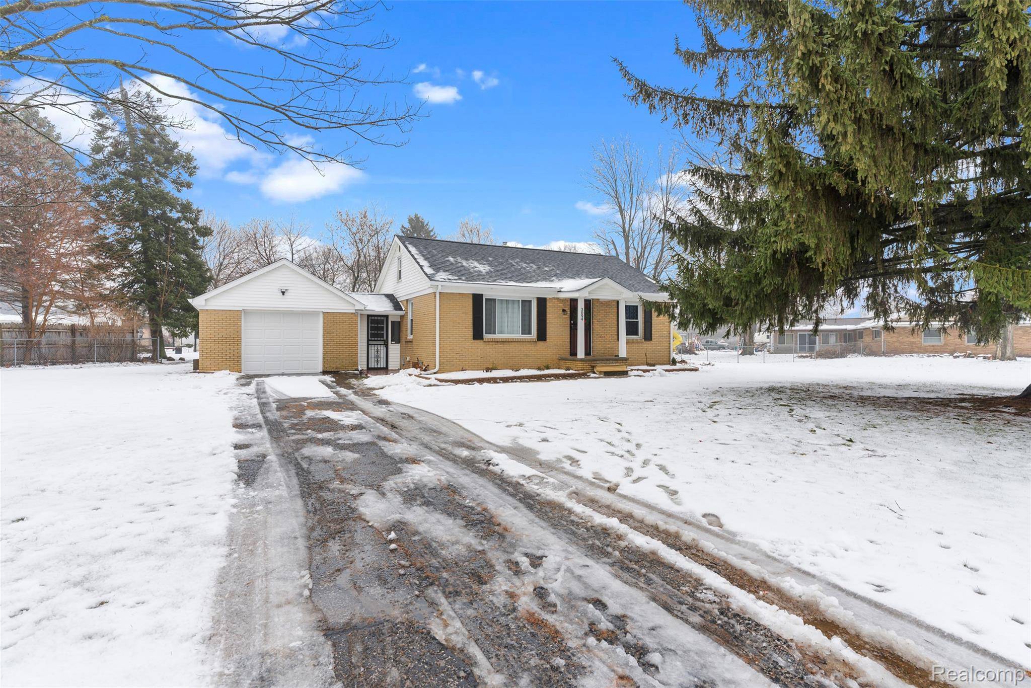 Flint, MI 48506,3094 Clayward DR