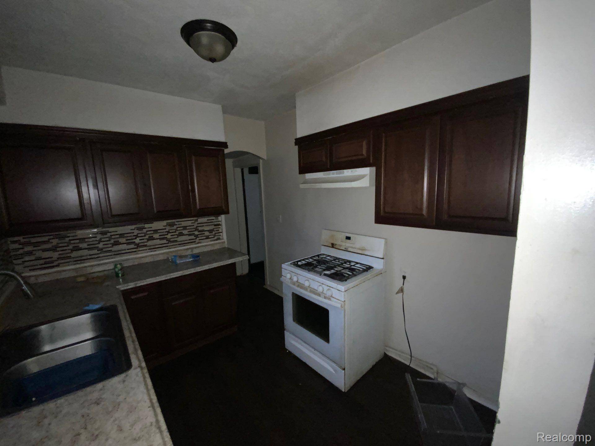 Detroit, MI 48227,14045 Sussex ST