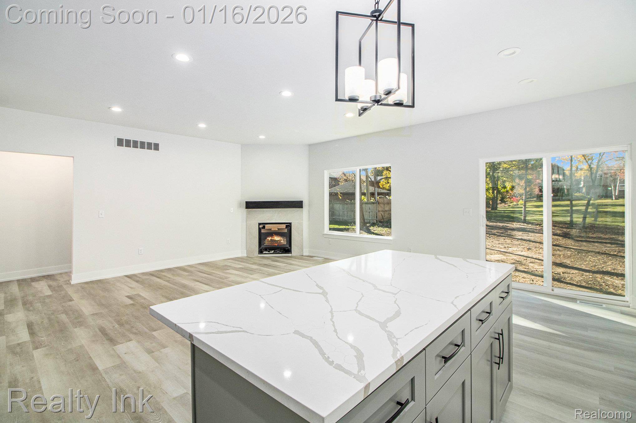 Plymouth, MI 48170,15833 Marilyn AVE