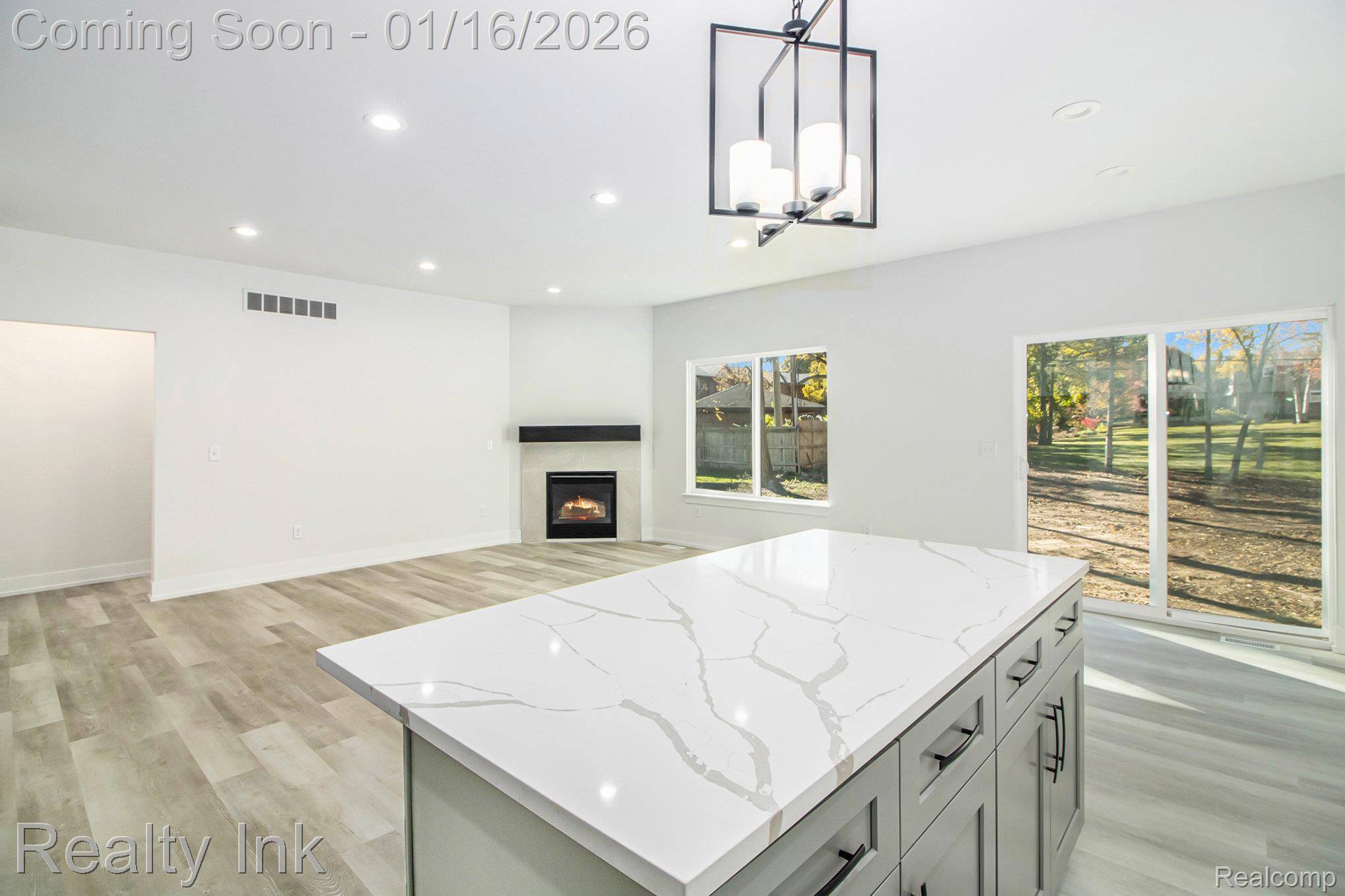 Plymouth, MI 48170,15833 Marilyn AVE