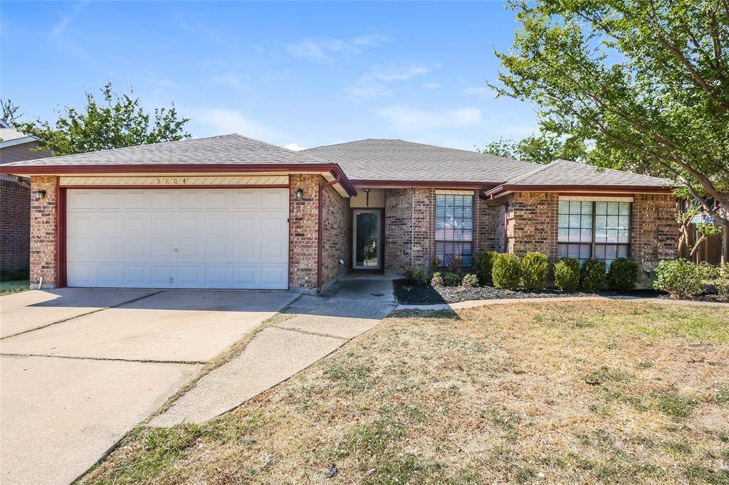 Arlington, TX 76018,5104 Redwater Drive