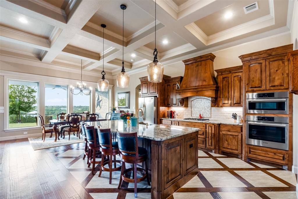 Weatherford, TX 76087,288 S Ridgeoak Court