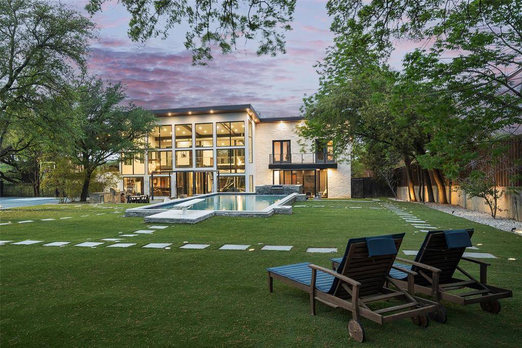 Dallas, TX 75230,6766 Northaven Road