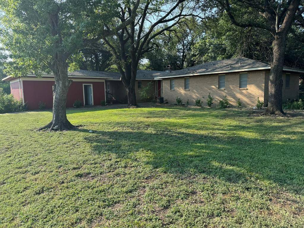 Milford, TX 76670,205 W Dickson