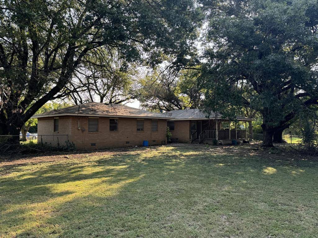 Milford, TX 76670,205 W Dickson