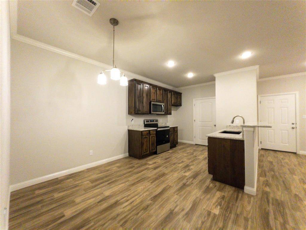 Granbury, TX 76049,245 Honor Code Place