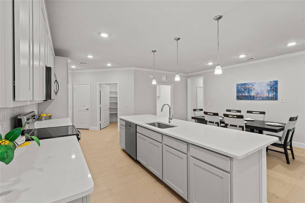 Allen, TX 75013,651 N Watters Road #2307