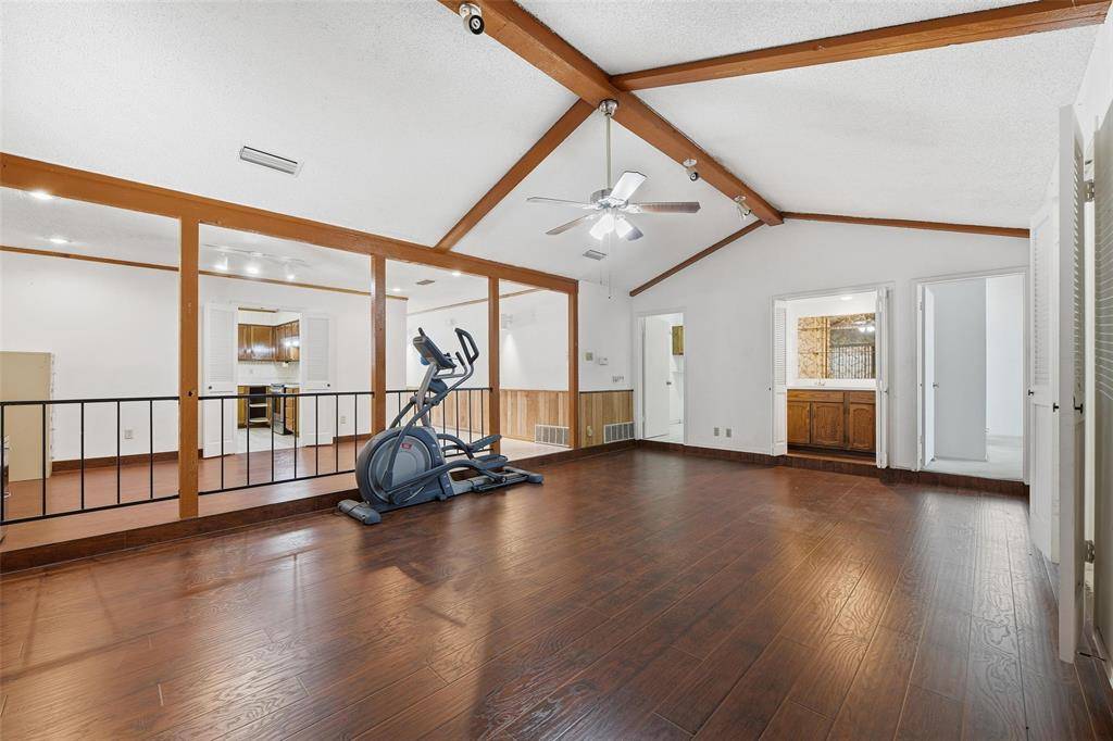 Carrollton, TX 75007,2212 Benbrook Drive