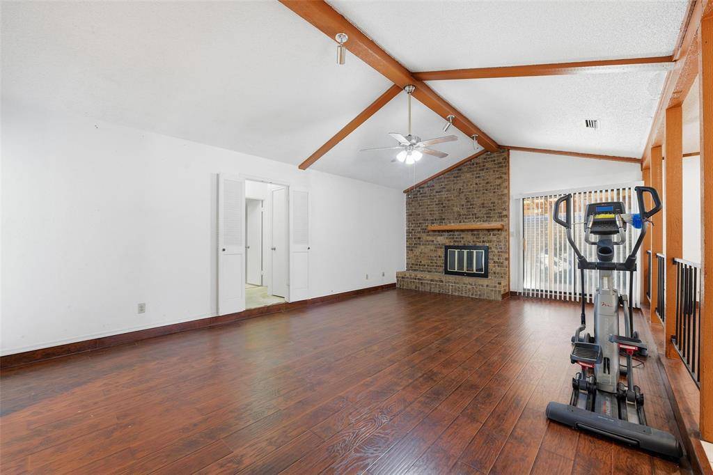 Carrollton, TX 75007,2212 Benbrook Drive