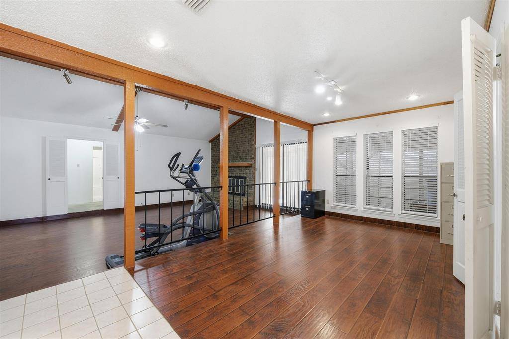 Carrollton, TX 75007,2212 Benbrook Drive