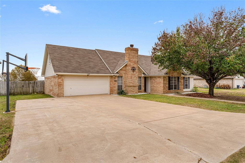 Woodway, TX 76712,180 Quail Run Drive