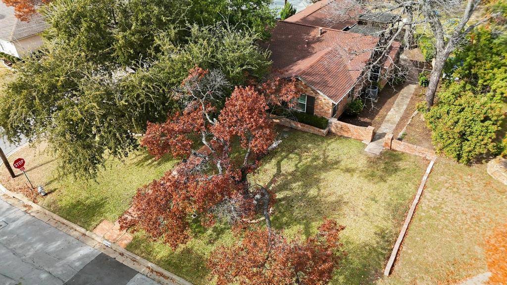 Fort Worth, TX 76116,6428 Waverly Way