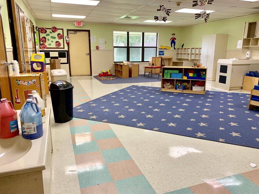 Irving, TX 75063,504 Ranch Trail