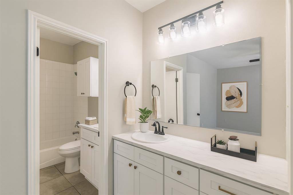 Euless, TX 76039,610 Canterbury Street