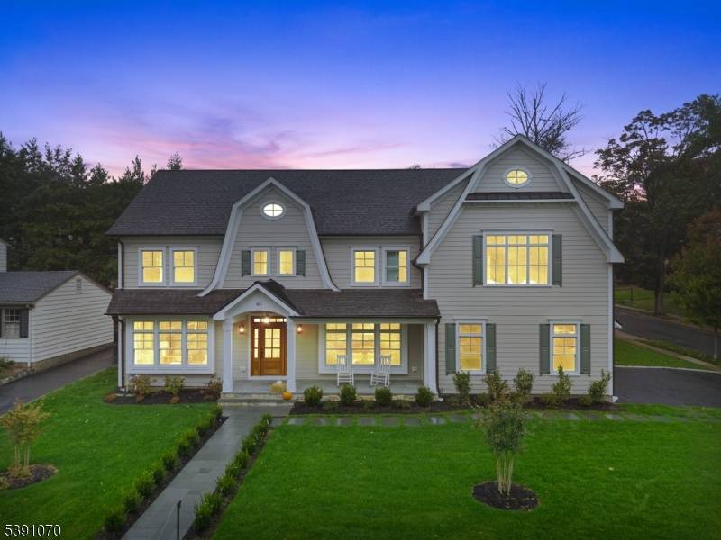 Montclair Twp., NJ 07043,40 Greenview Way