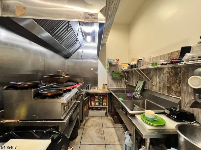 Clifton City, NJ 07011,1279 Main Ave