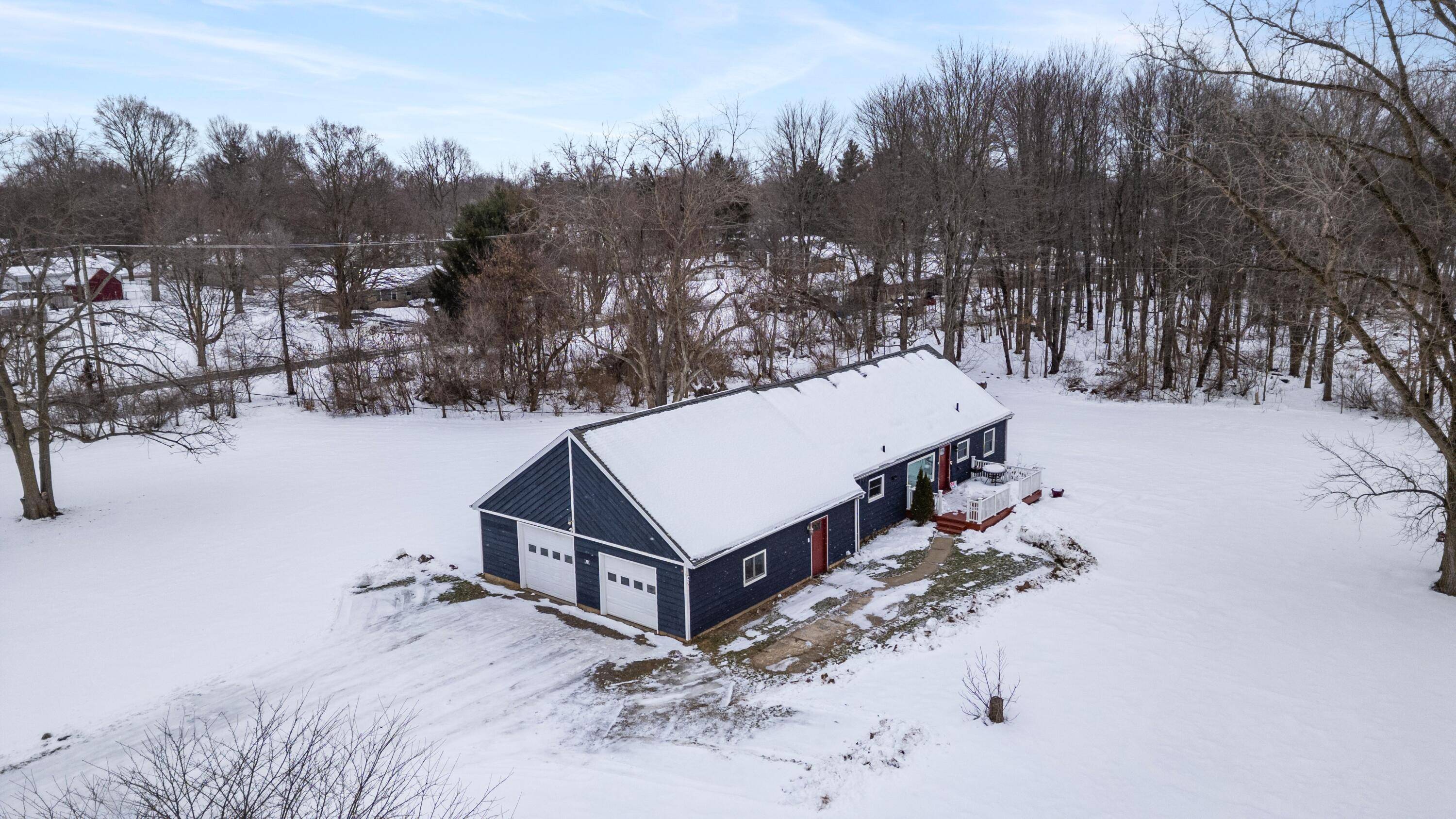 Lawrence, MI 49064,557 W James ST