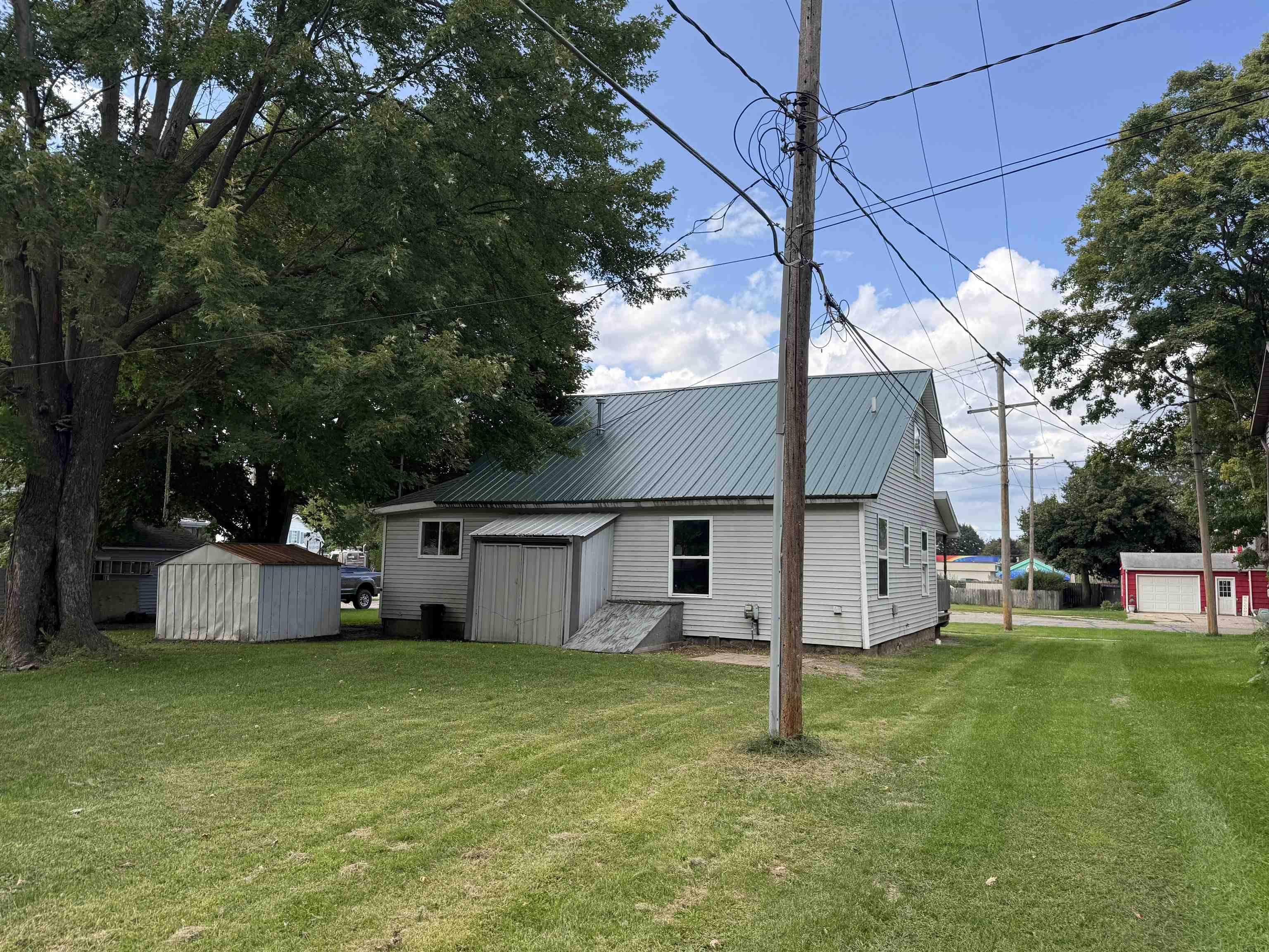 Saint Louis, MI 48880,110 E Tyrell ST