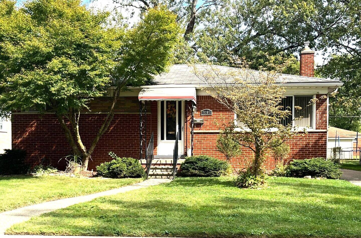 Redford, MI 48239,9160 Kinloch ST