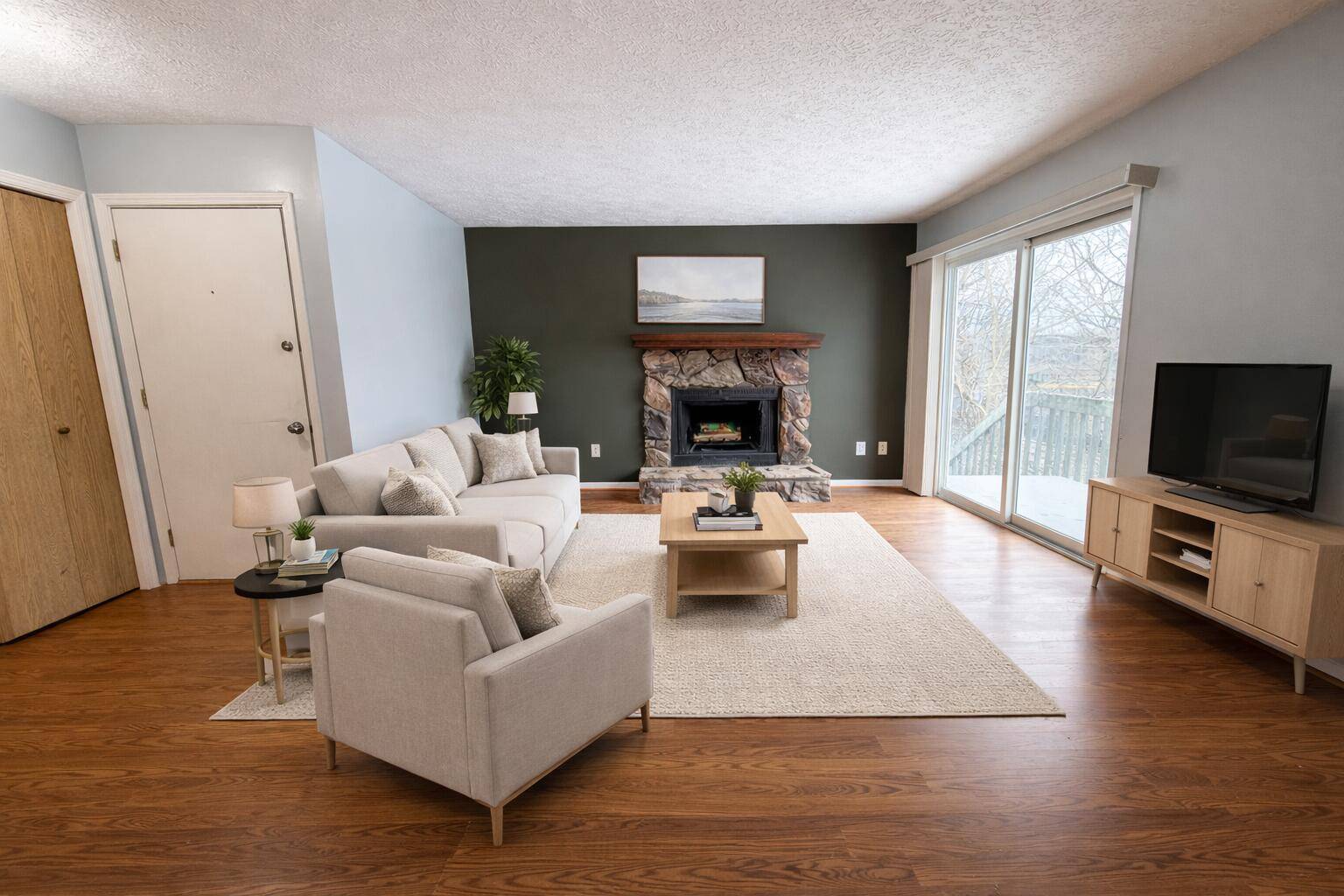 Grand Ledge, MI 48837,907 Registry DR #126b