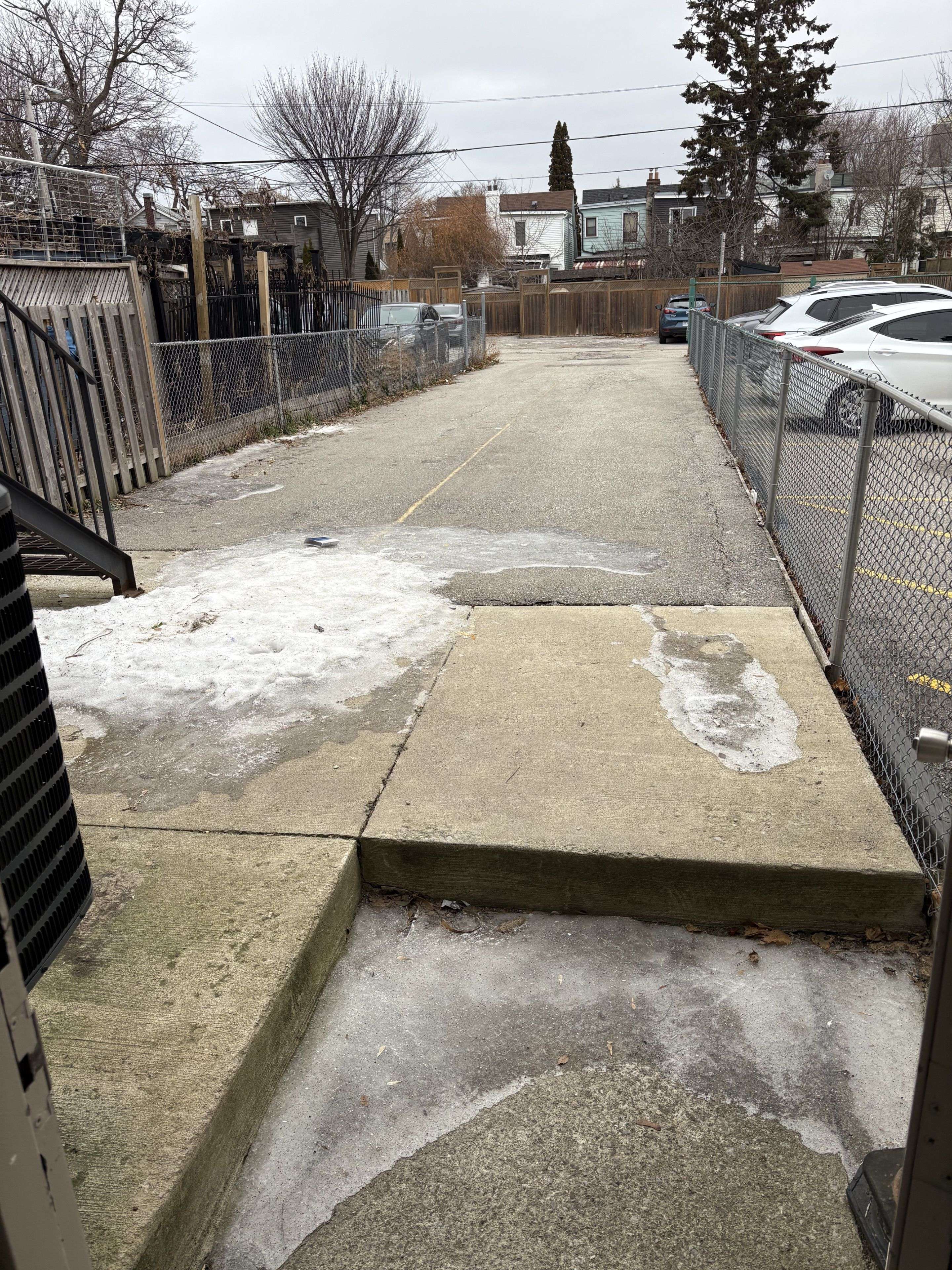 Toronto E02, ON M4C 1M1,2914 Danforth AVE