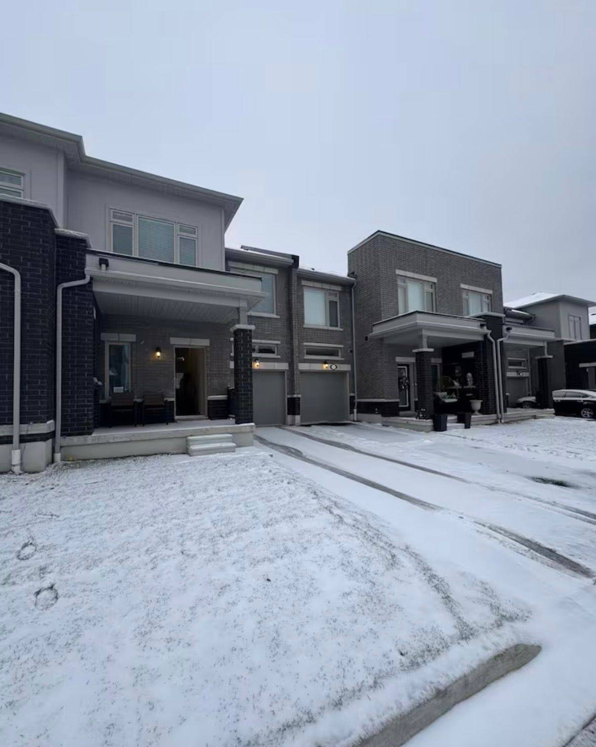 Pickering, ON L1X 0L7,1110 Cameo ST