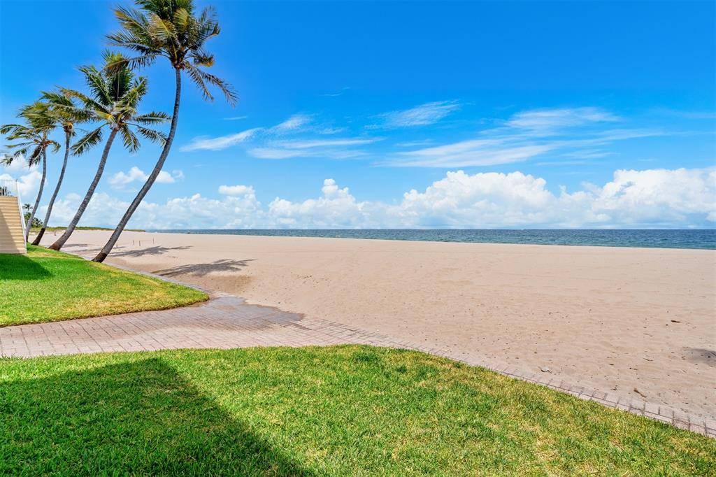 Lauderdale By The Sea, FL 33308,5400 N Ocean Blvd #1