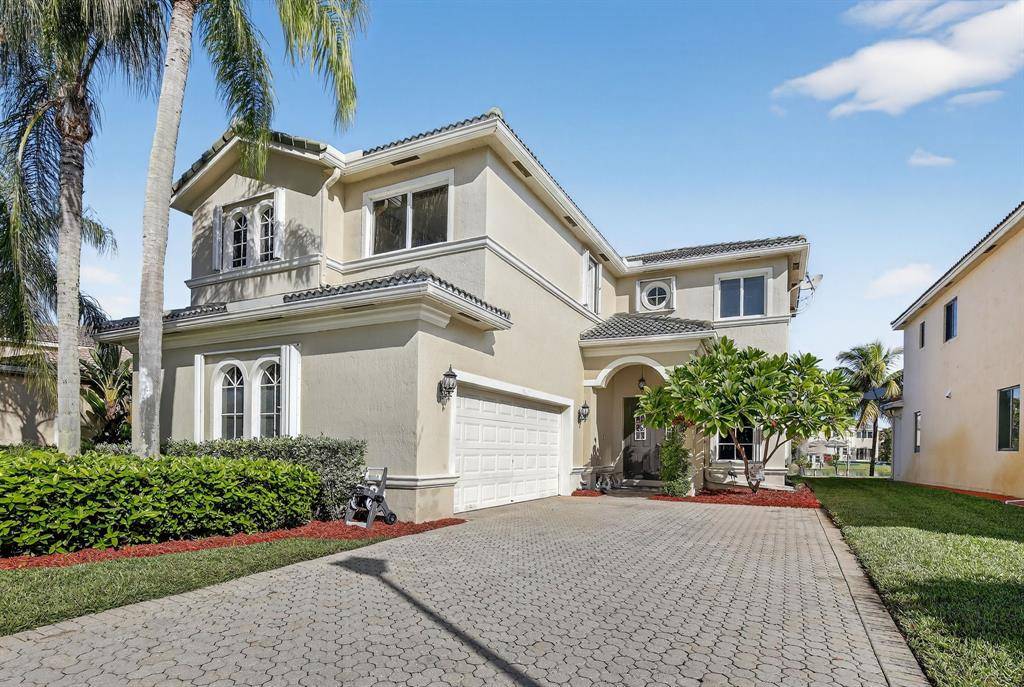 Fort Lauderdale, FL 33332,19427 SW 65th St