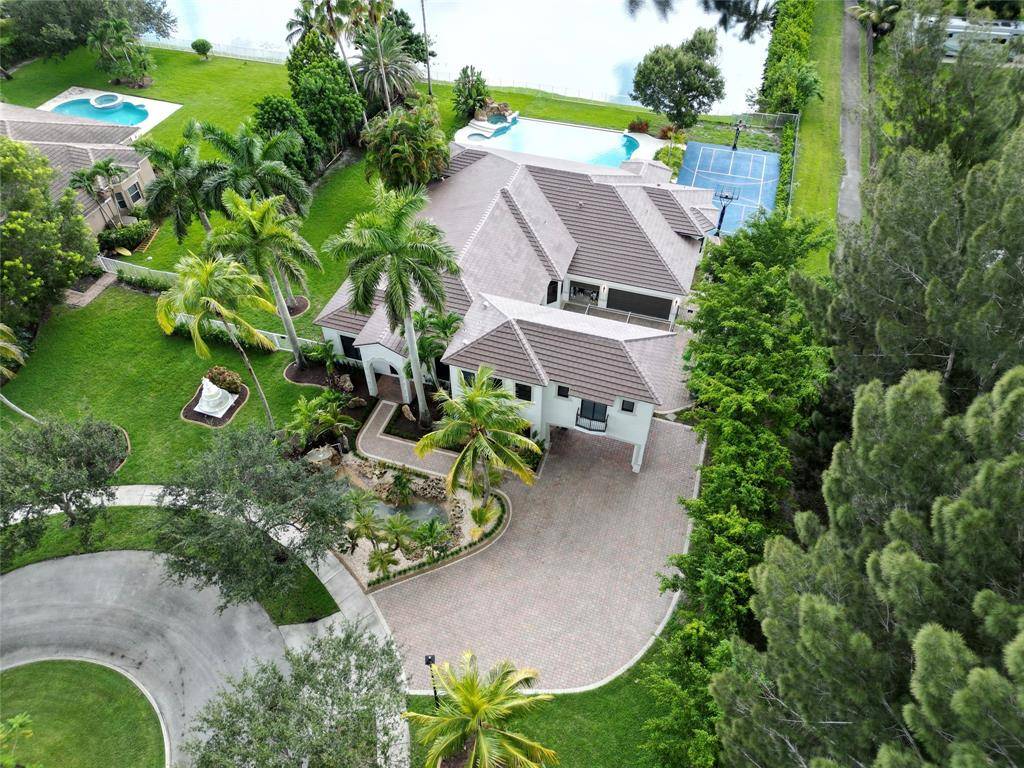 Davie, FL 33330,2931 SW 139th Ter