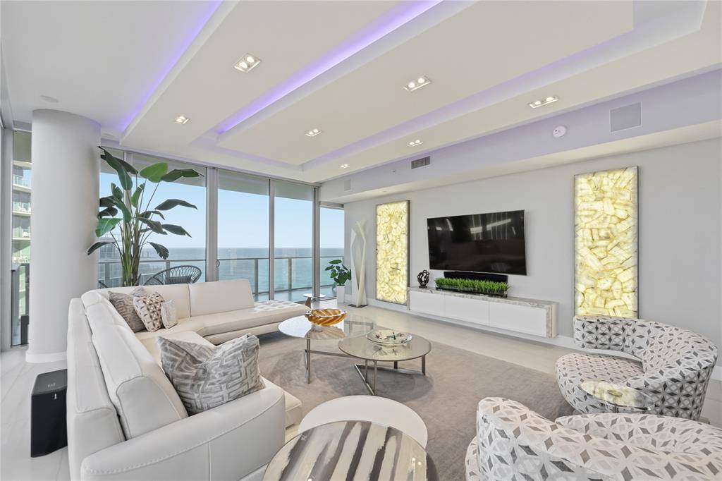 Fort Lauderdale, FL 33305,2200 N Ocean Boulevard #S706