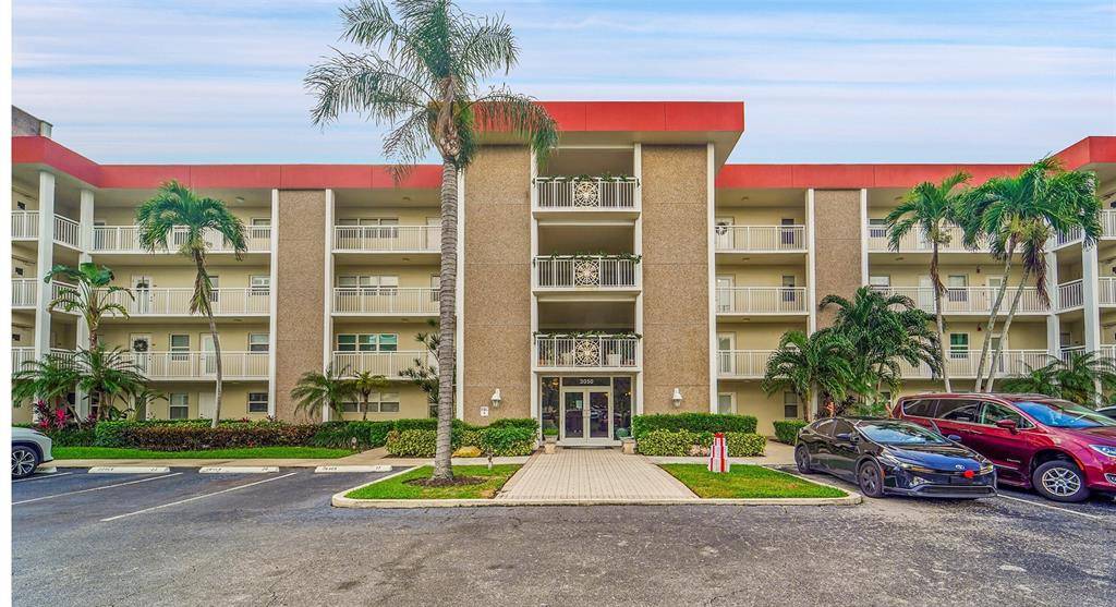 Lighthouse Point, FL 33064,3050 NE 48th Ct #206