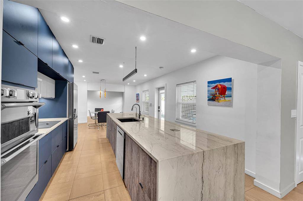 Fort Lauderdale, FL 33304,1224 NE 12TH AV