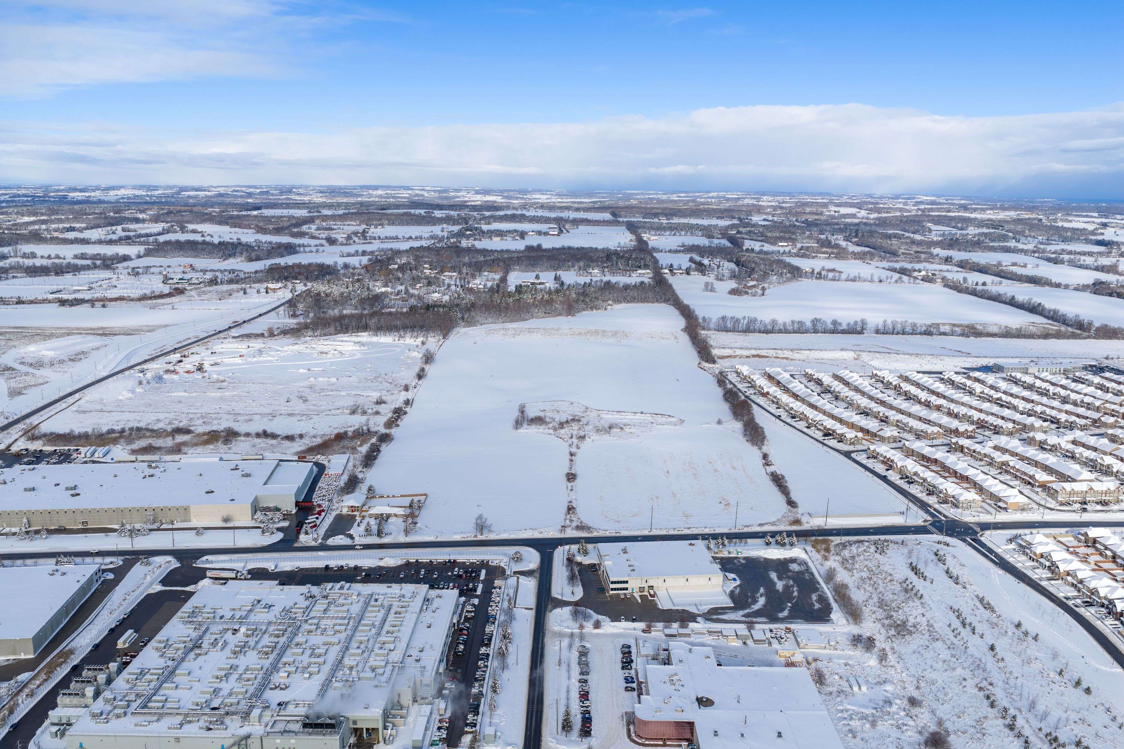 Bradford West Gwillimbury, ON L3Z 3P9,3004 Eighth Line