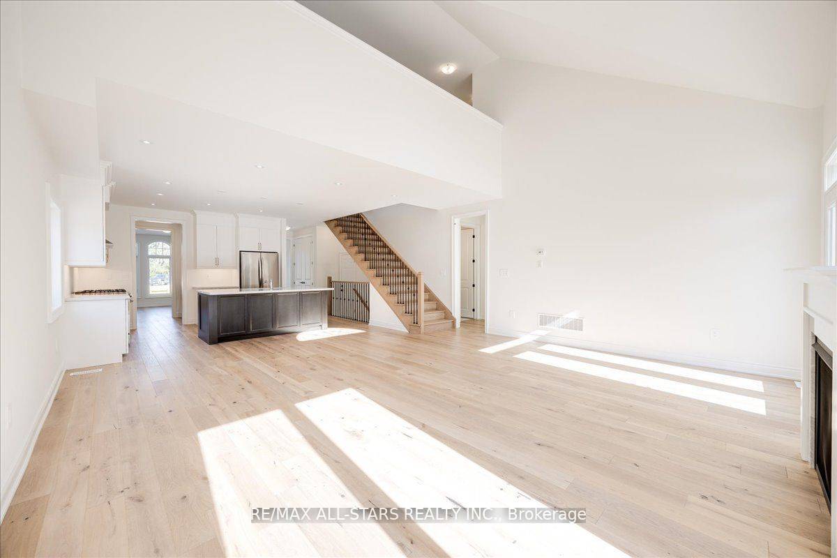 Georgina, ON L0E 1R0,59 Stadacona AVE