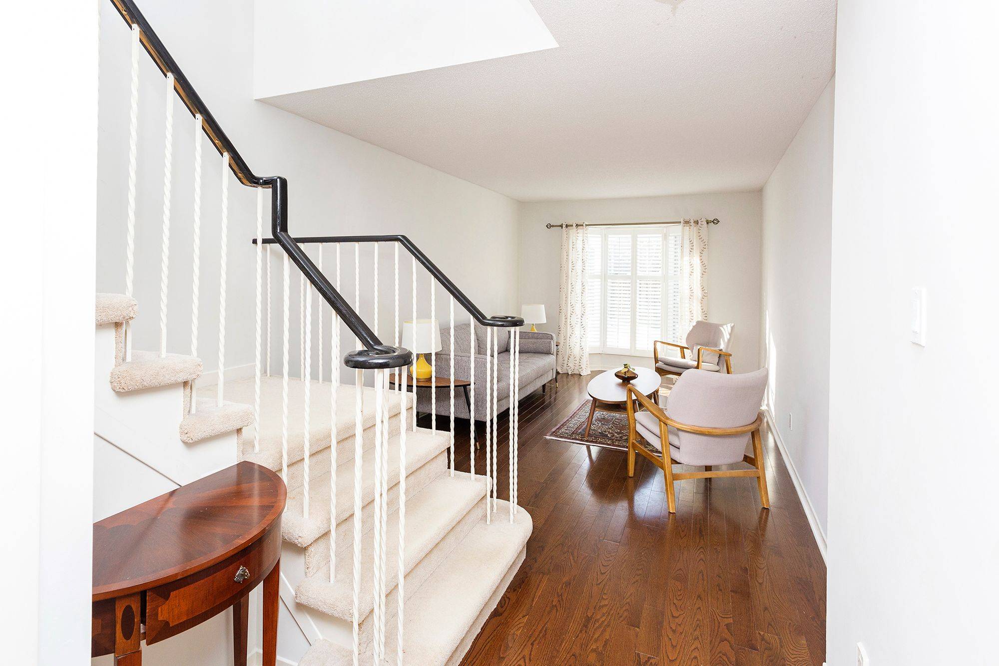 Vaughan, ON L4J 3A3,137 Glenmanor WAY