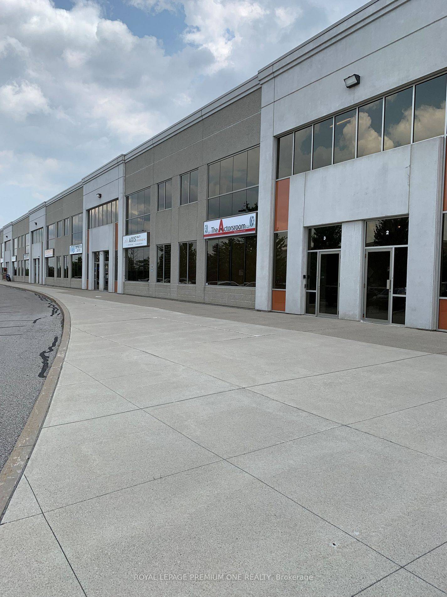 Vaughan, ON L4H 0T2,71 Innovation DR #2