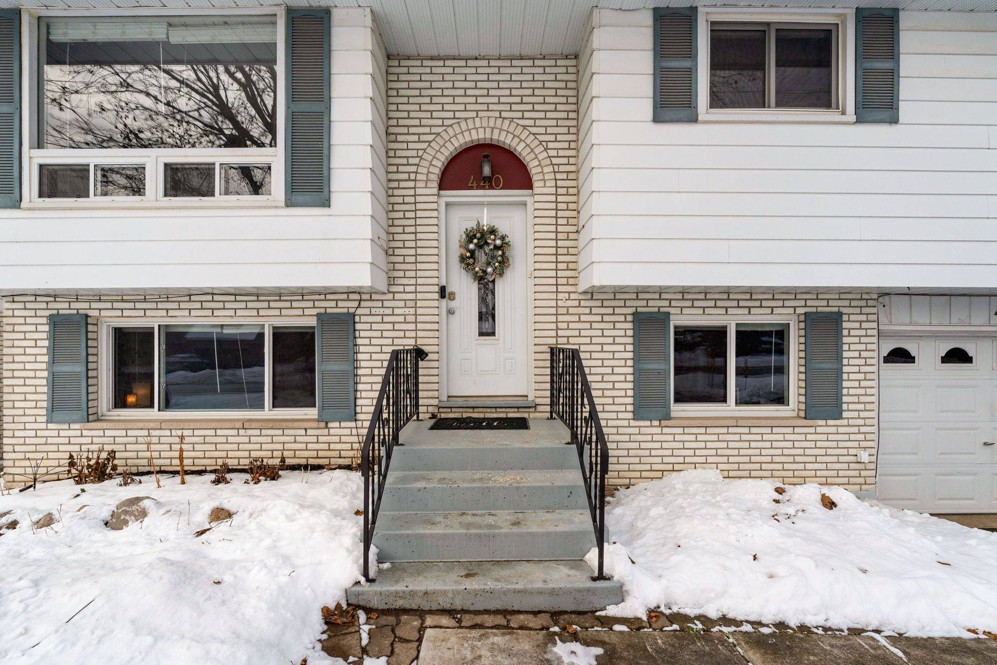 Orillia, ON L3V 6L9,440 Barrie RD